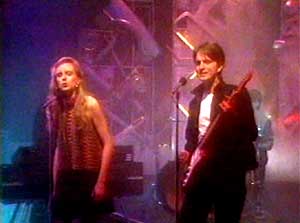 Top of the Pops 1985 - When Love Breaks Down